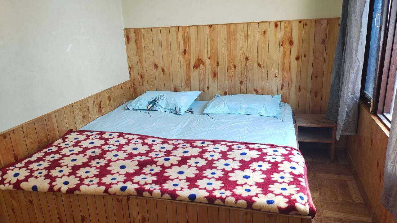 Trinity Homestay Kasol Exterior foto